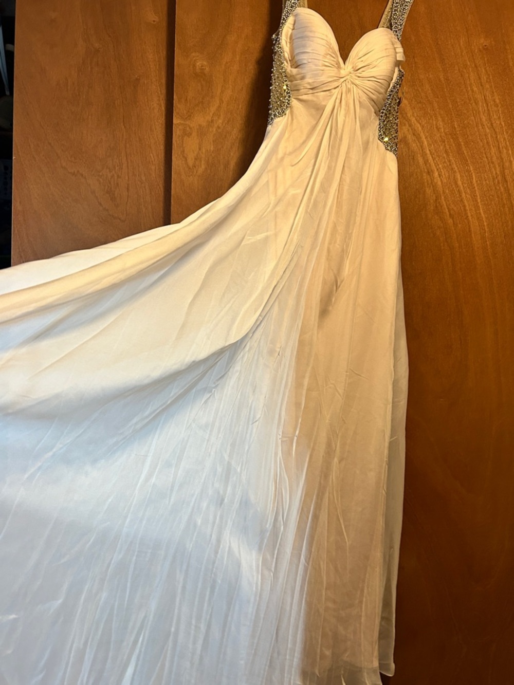 La Femme Chiffon Gown long Dress Size 10 Prompts Formal Beaded Sparkly champagne - Picture 13 of 16